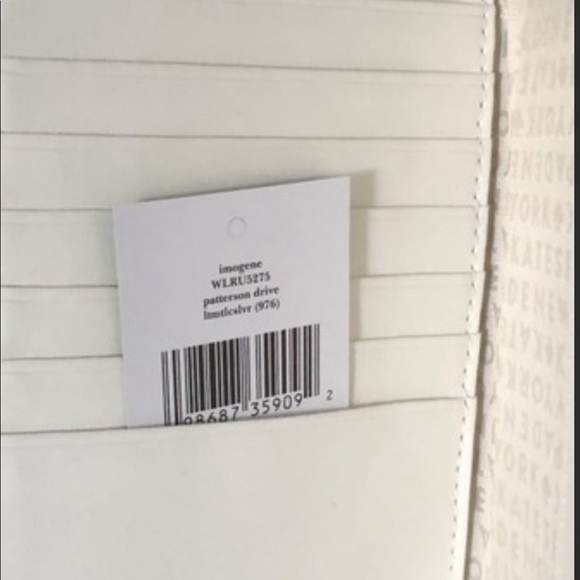 KATE SPADE | PASSPORT HOLDER - Picture 5 of 6